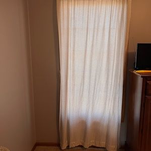 Threshold 1pc 54”x84” Light filtering honeycomb panel curtains